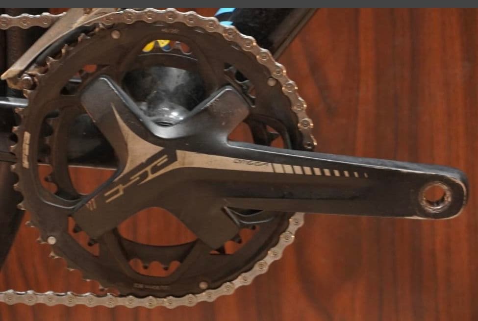 COLNAGO A1-R CX DISCブレーキ　105 2x11S 46S