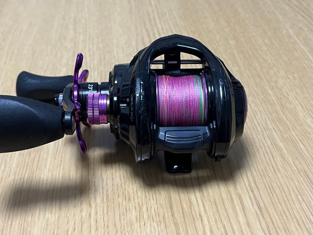 アブガルシア　ベイトリール revo EXD-W-L 左ハンドル