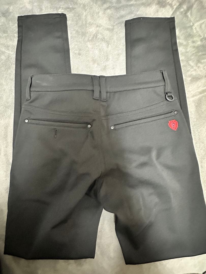 PEARLY GATES ブラックパンツ