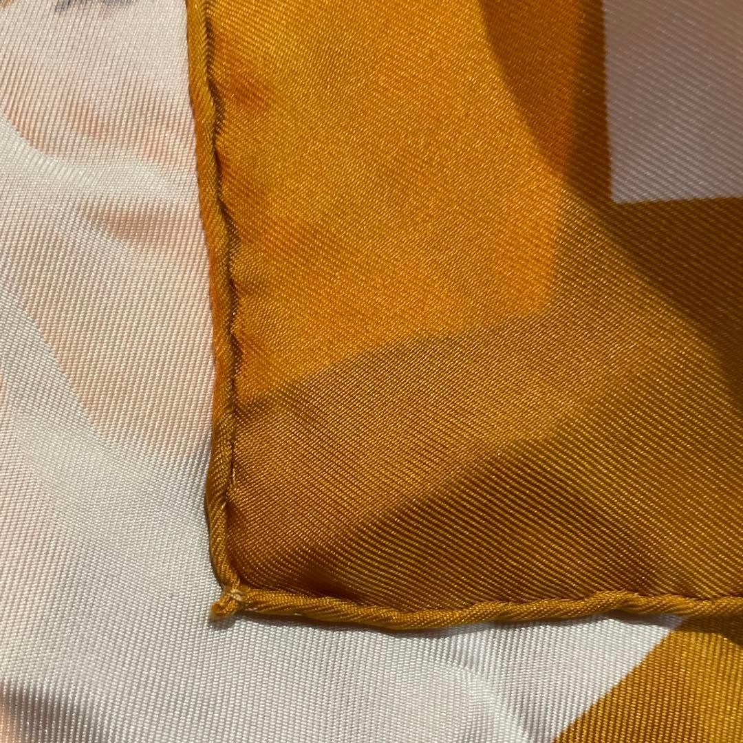 HERMES 鳥のイラスト スカーフ　ヴィンテージ品　希少