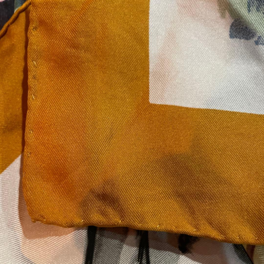 HERMES 鳥のイラスト スカーフ　ヴィンテージ品　希少