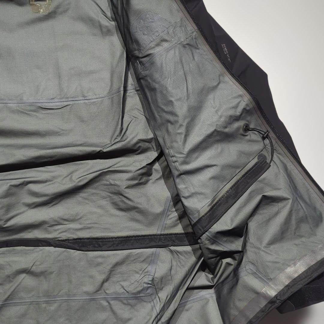 ARC’TERYX THETA AR ブラック XL