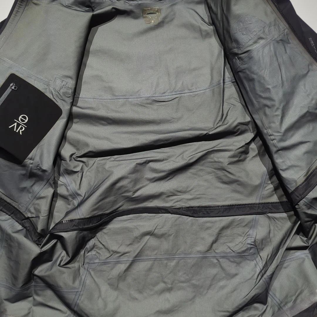 ARC’TERYX THETA AR ブラック XL
