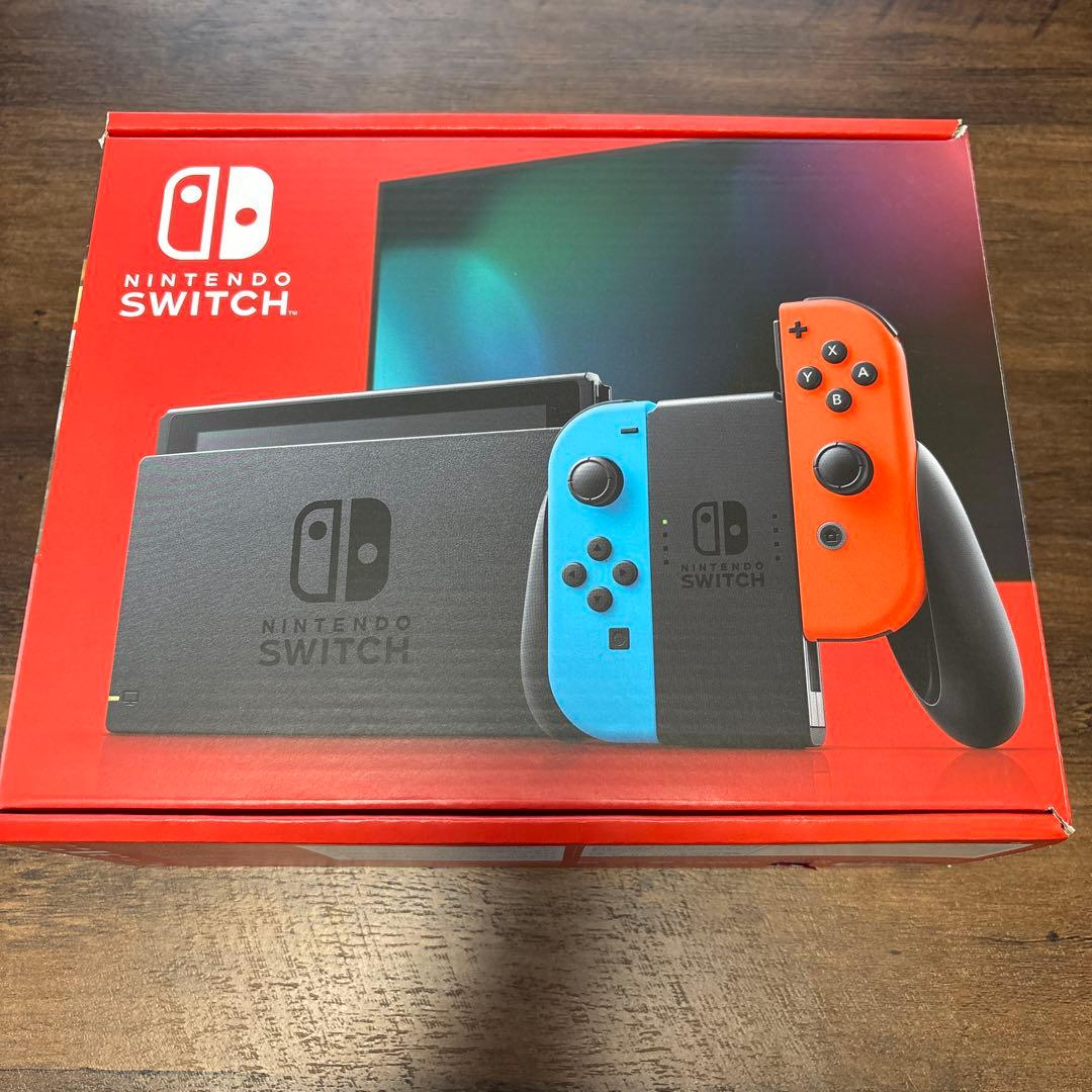 Nintendo Switch 本体　【周辺機器は新品未使用】