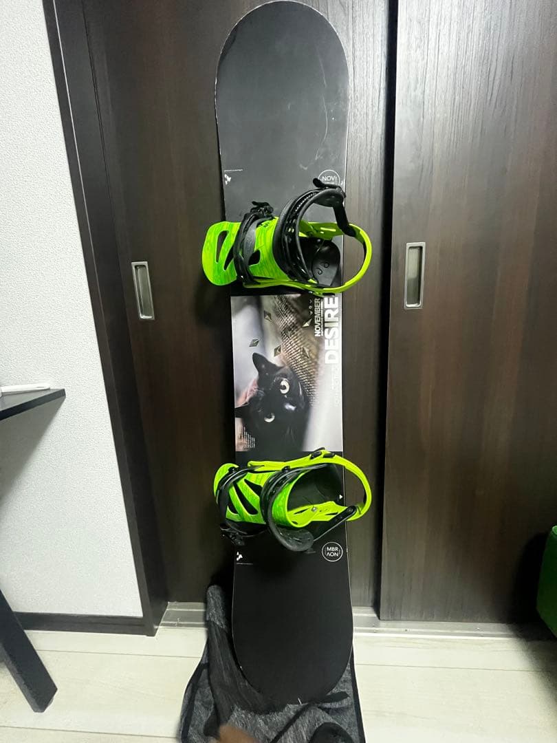 DESIRE 150cm スノーボード
