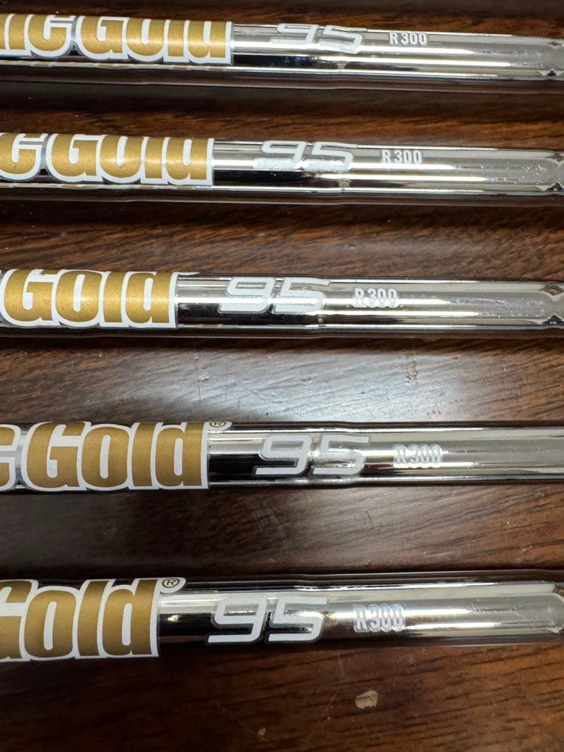 ブリヂストン　TOUR BX-CB　6本 ダイナミックゴールド 95 R300