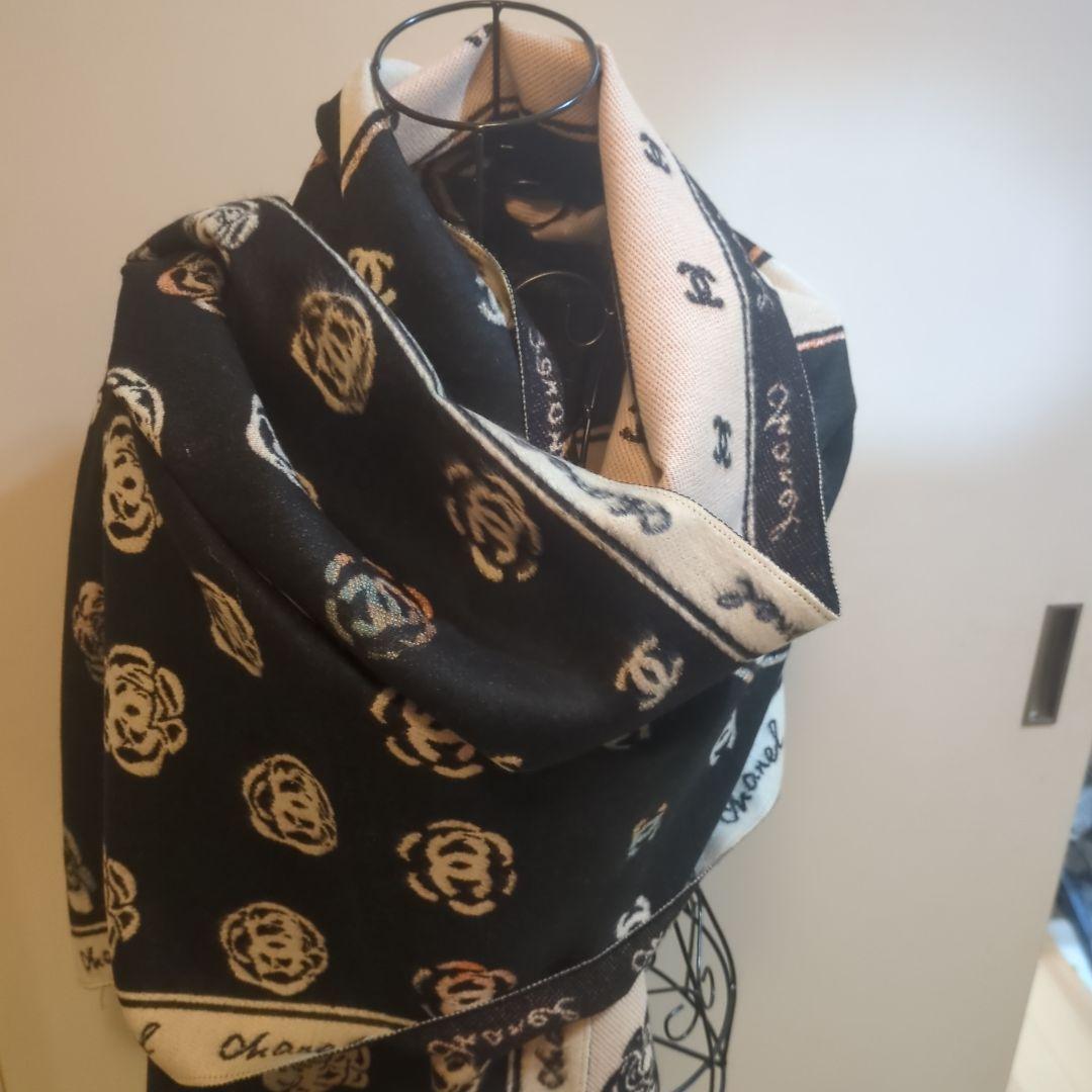 Nページ Chanel ロゴ 花柄 スカーフ