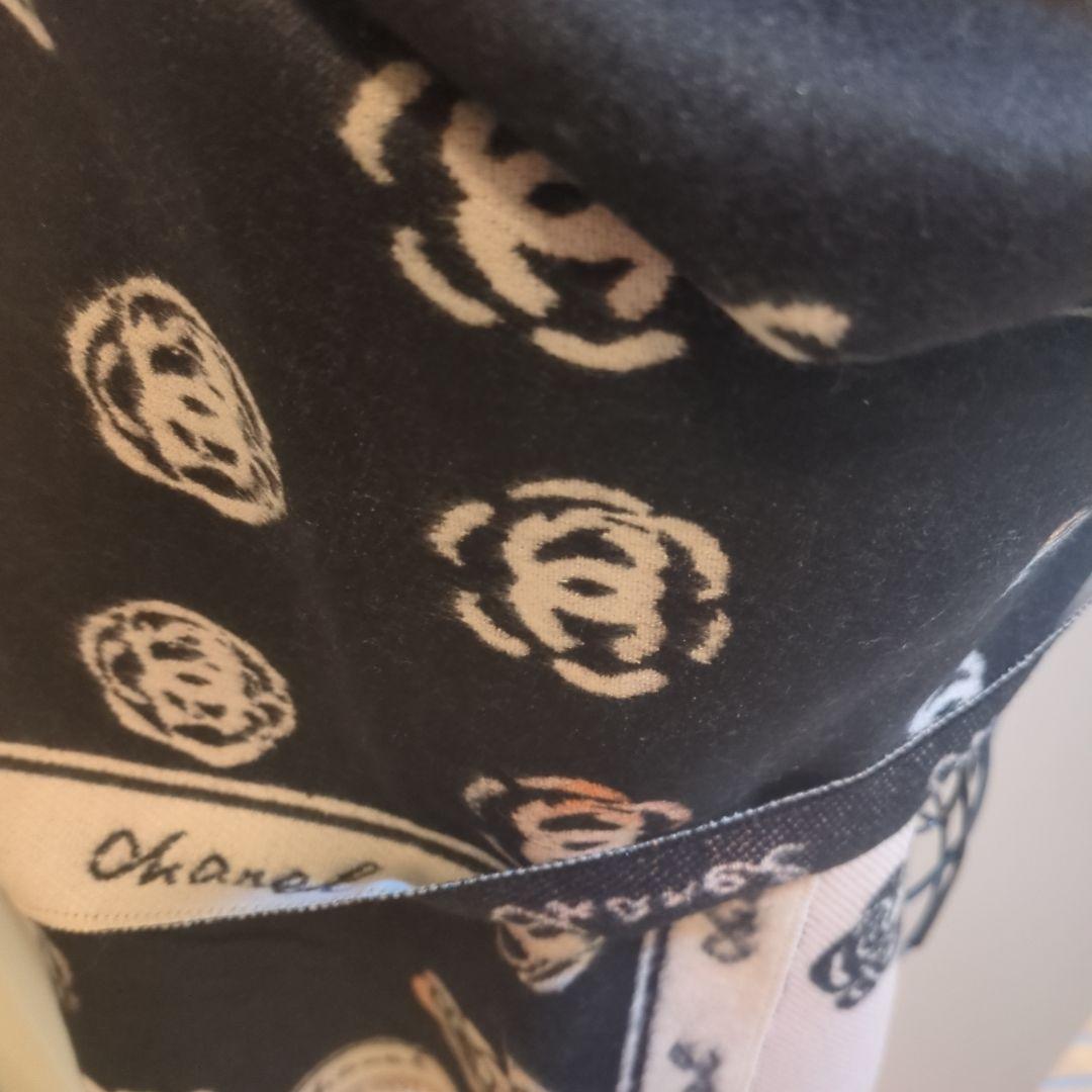 Nページ Chanel ロゴ 花柄 スカーフ