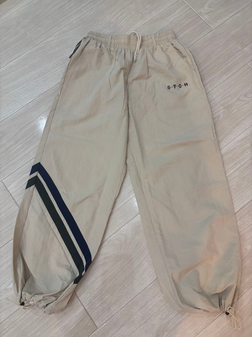ANTIQUA GOLF×STCH 配色ラインプルオーバー パンツ 上下セット