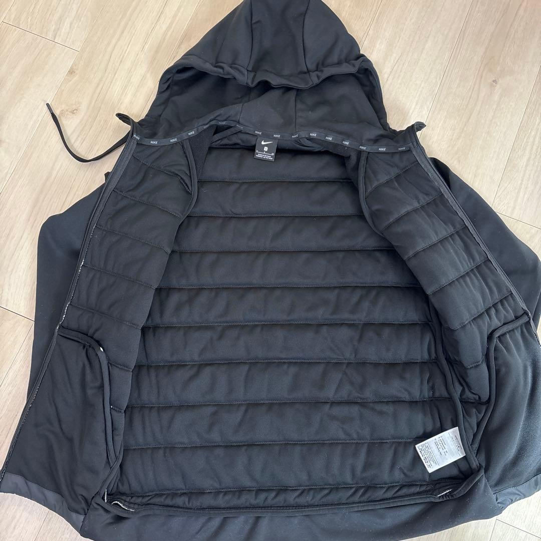 ナイキ NIKE THERMA WNTRZD フルジップ フーディ 美品 黒 S