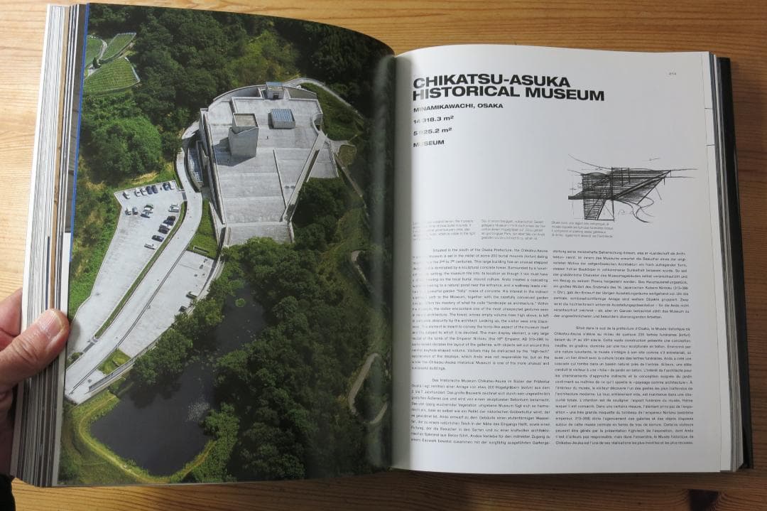洋書 Tadao Ando Complete Works 1975-2012