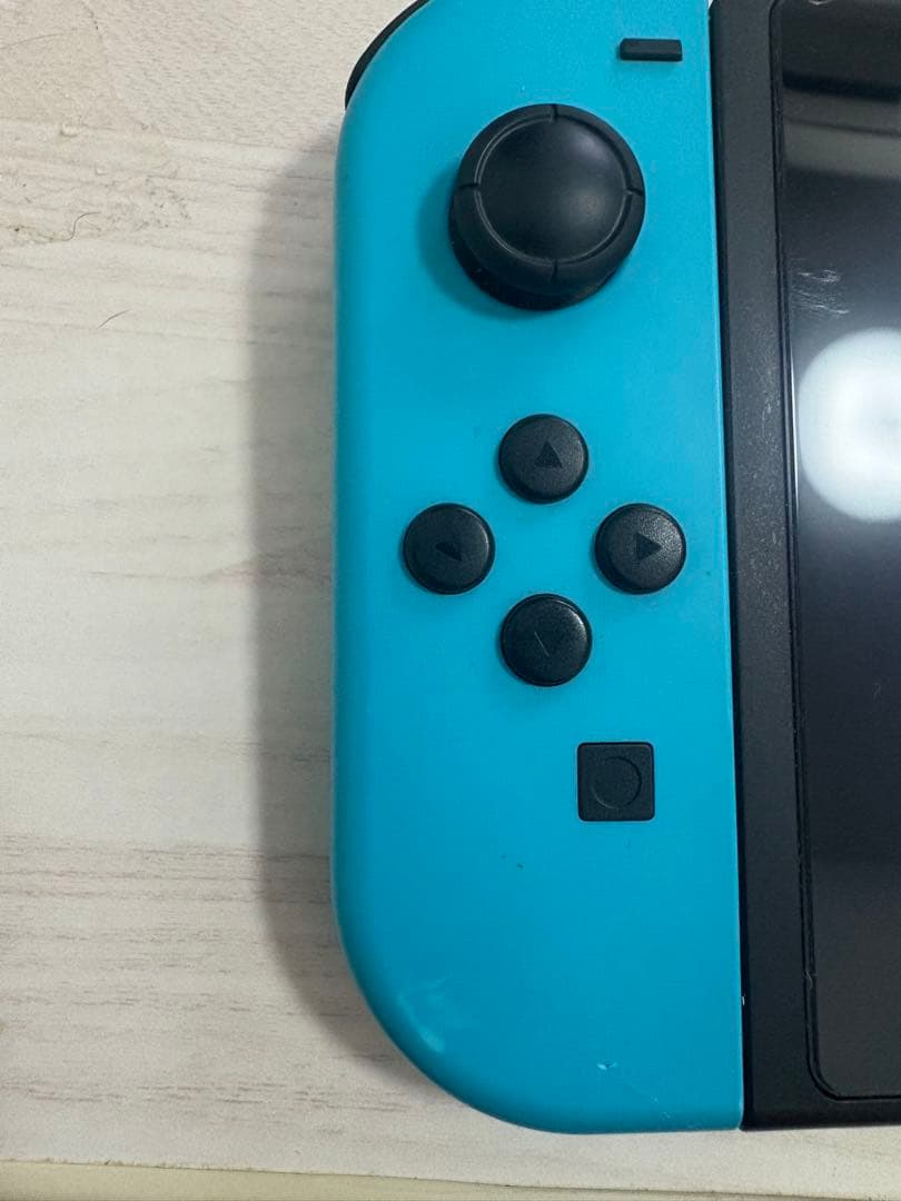 Nintendo Switch 本体とJoy-Con青/赤　国際￼版　ケース付