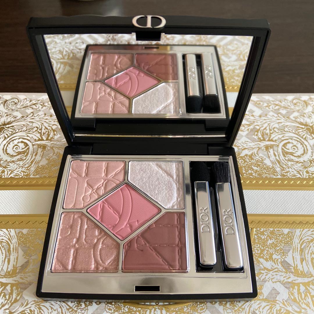 Dior アイシャドウ　サンククルール　857 ローズオーガンザ