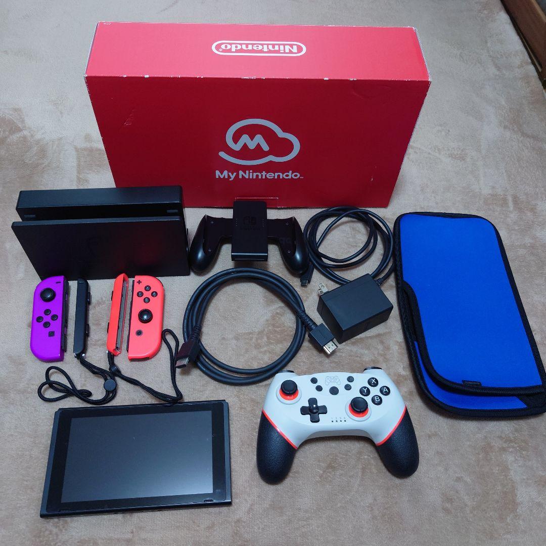 Nintendo Switch 本体 中古　おまけ携帯ケース・コントローラー付き