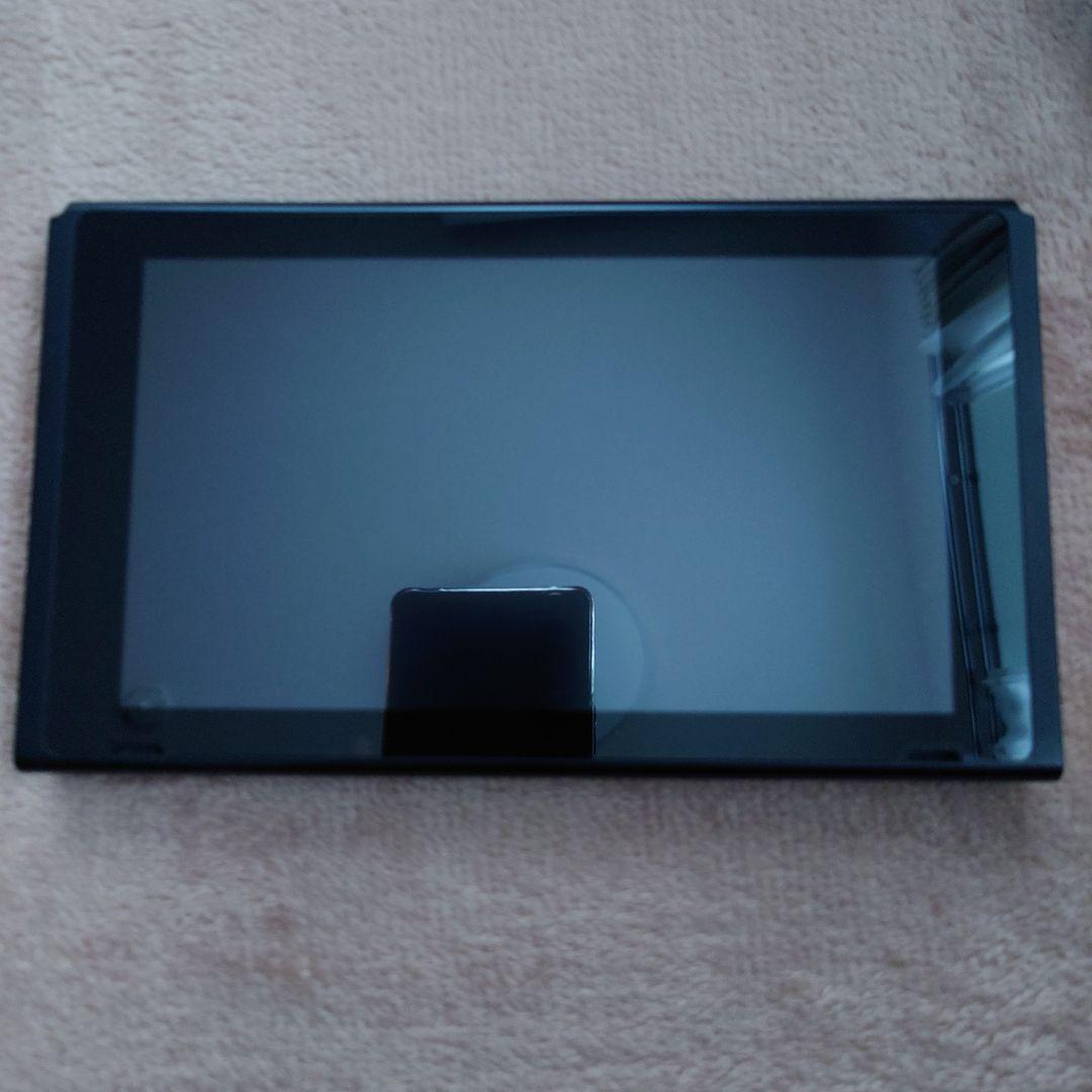 Nintendo Switch 本体 中古　おまけ携帯ケース・コントローラー付き