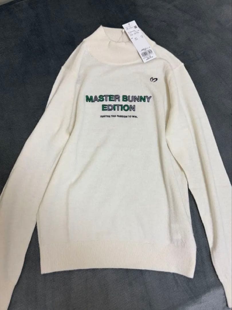MASTER BUNNY EDITION ハイネックセーター