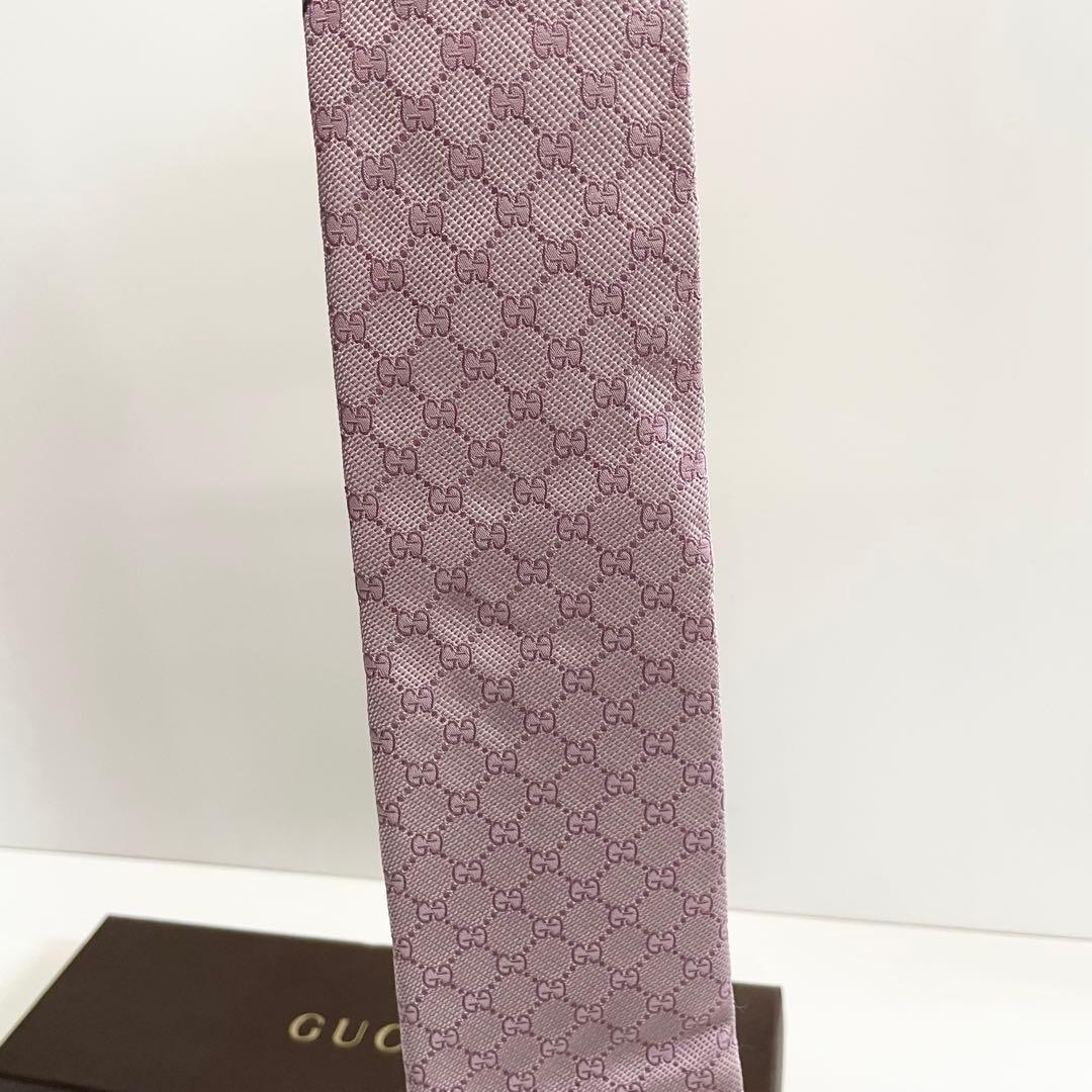 (美品)GUCCI グッチ 高級シルクネクタイ GG総柄 イタリア