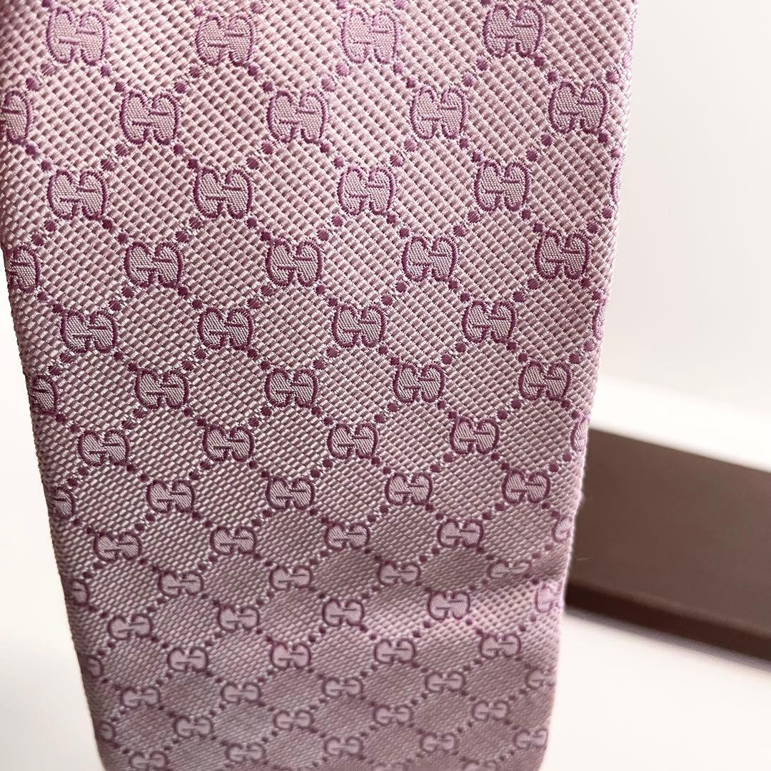 (美品)GUCCI グッチ 高級シルクネクタイ GG総柄 イタリア