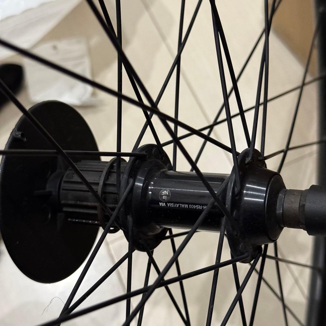 FH-RS400 ロードバイク用ホイール 700C レッドリム