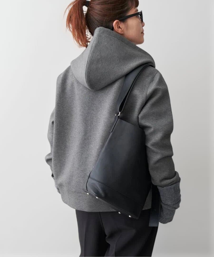人気完売Spick and Span ストレッチジップフードパーカー　グレー