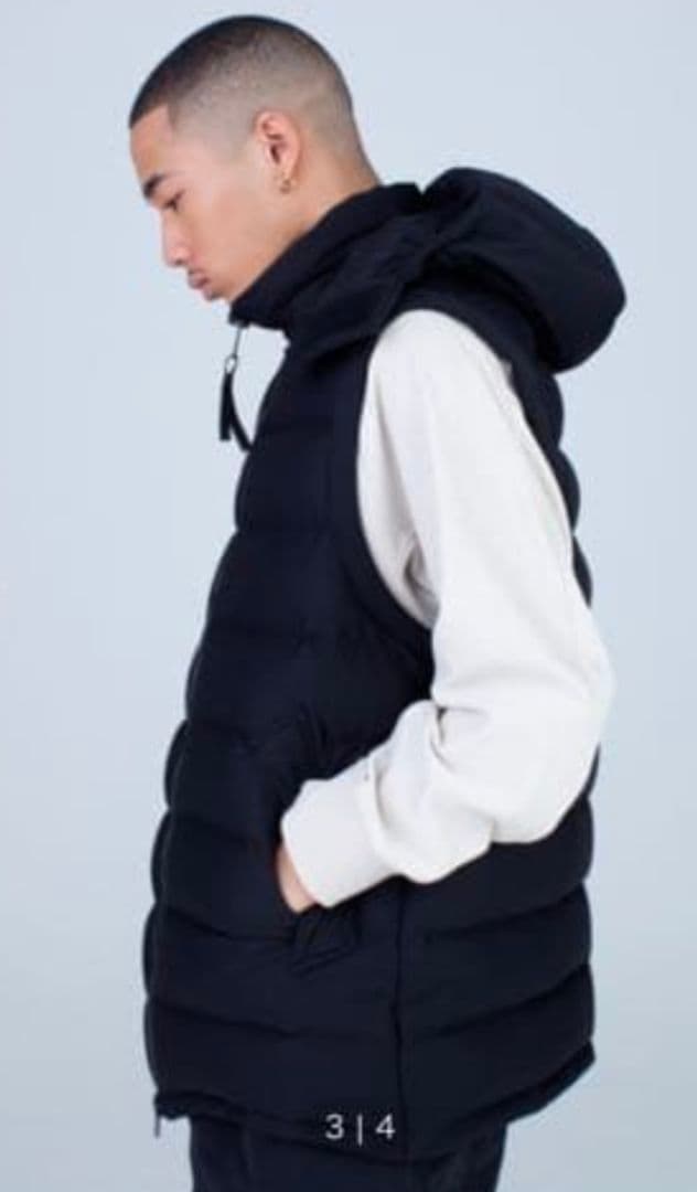 週末特別値下げ　Y-3 ダウンベストジャケット ヨウジヤマモト【美品】
