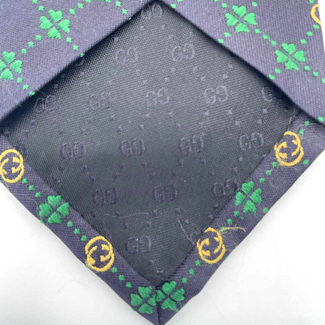 イタリア製【GUCCI】グッチ GG柄 クローバ シルク/スリム ビー 蜂刺繍