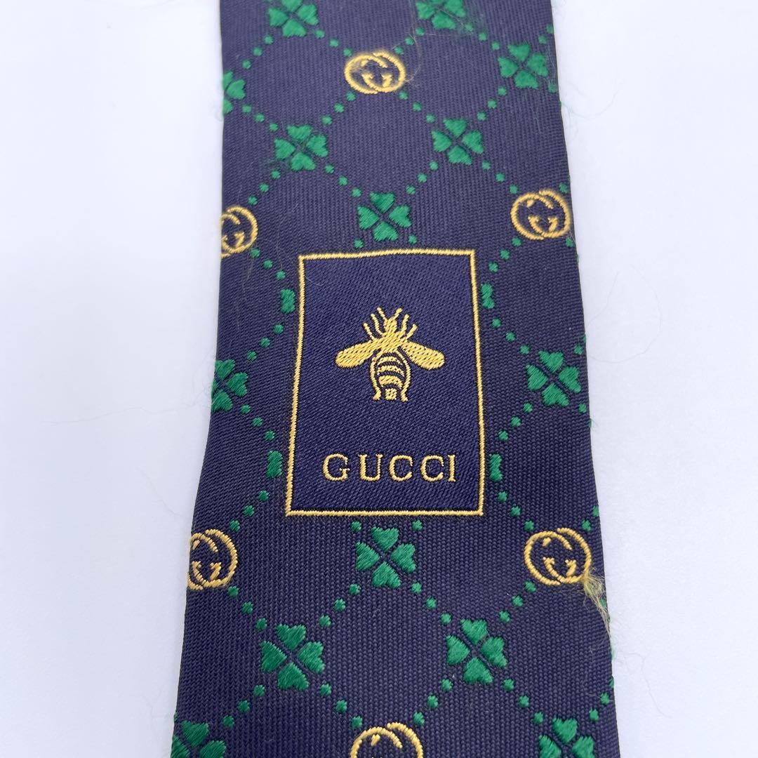イタリア製【GUCCI】グッチ GG柄 クローバ シルク/スリム ビー 蜂刺繍