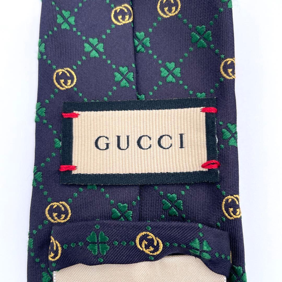 イタリア製【GUCCI】グッチ GG柄 クローバ シルク/スリム ビー 蜂刺繍