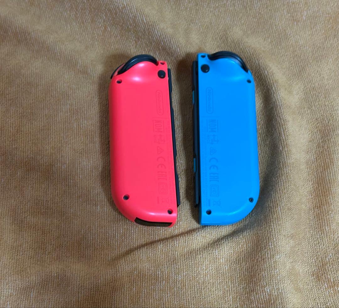 お餅さん専用　【訳あり】Nintendo Switch 本体 赤/青