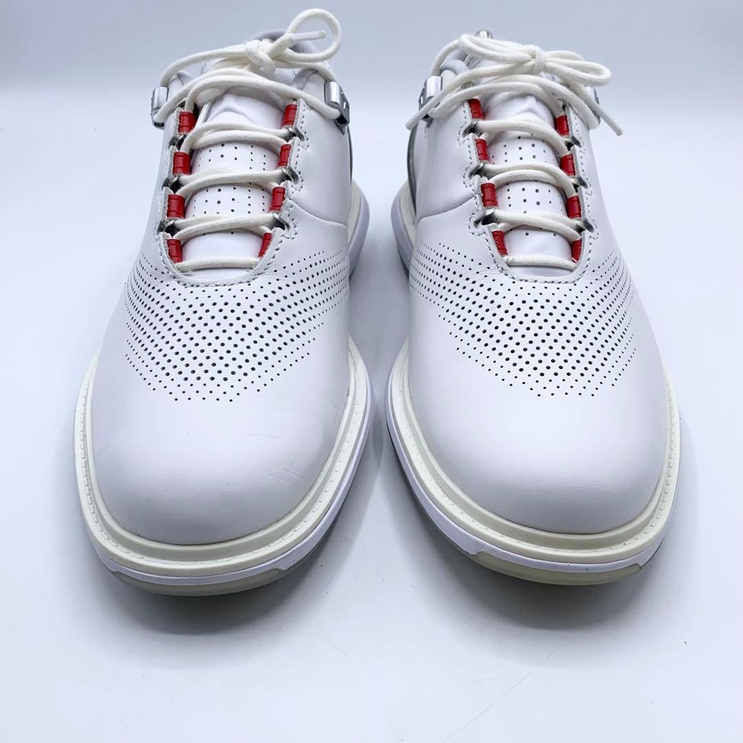 【美品】NIKE ゴルフ　シューズ　スパイクレス　ホワイト　26cm ジョーダン