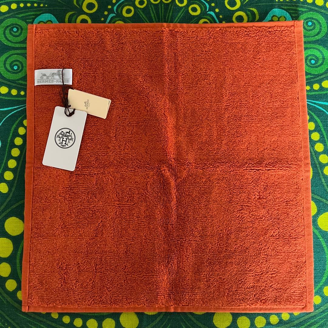 ☆HERMES☆エルメス☆ハンドタオル☆オレンジ☆新品未使用☆タグ付き