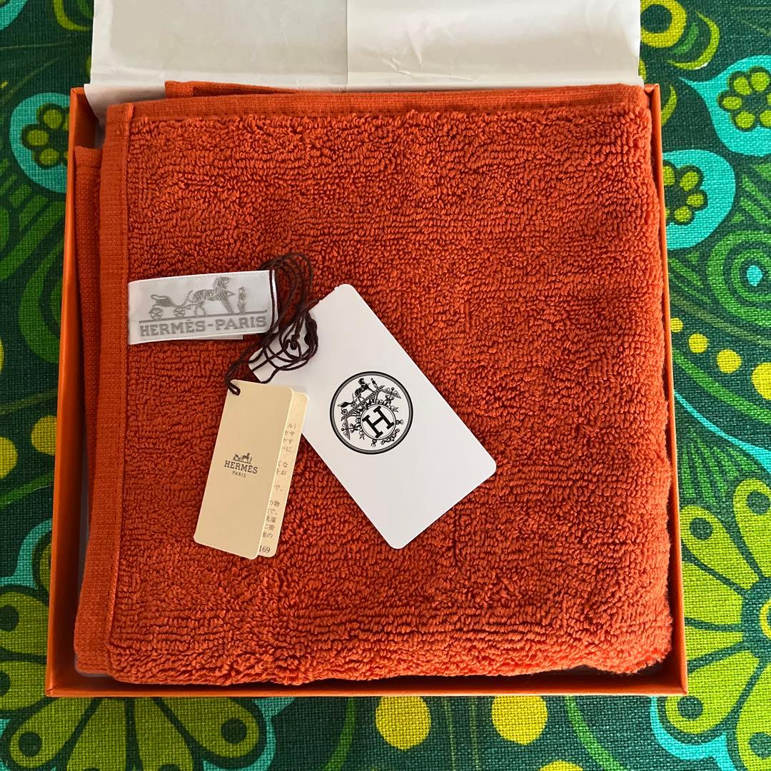 ☆HERMES☆エルメス☆ハンドタオル☆オレンジ☆新品未使用☆タグ付き