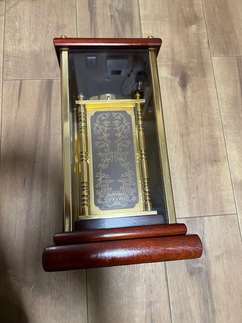 SEIKO 音楽機能付き置時計 ガラスと木製
