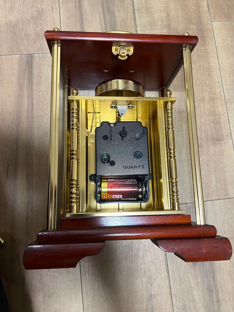 SEIKO 音楽機能付き置時計 ガラスと木製