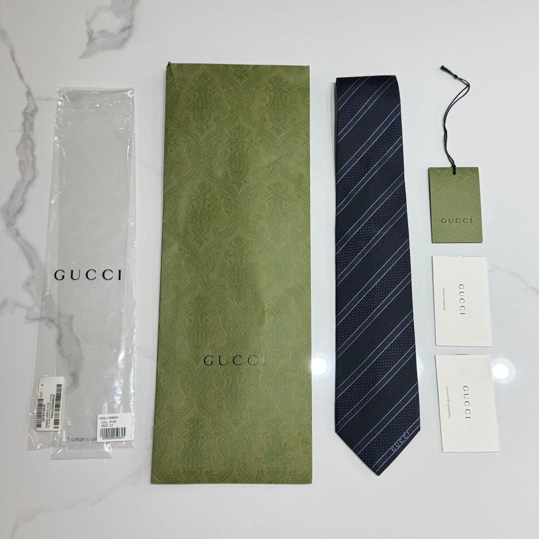 新品未使用 グッチ ネクタイ シルク ネイビー タグ付 袋付 GUCCIロゴ