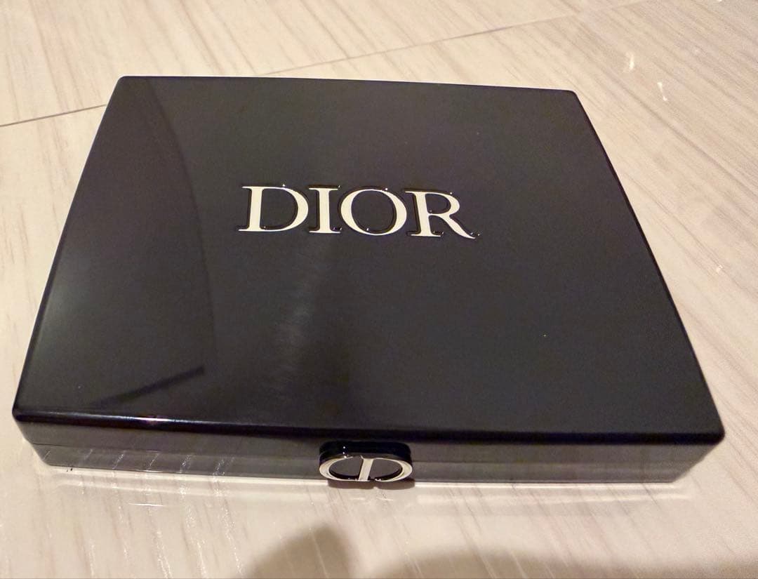 Dior ディオールショウサンククルール アイシャドウ 669ソフトカシミア