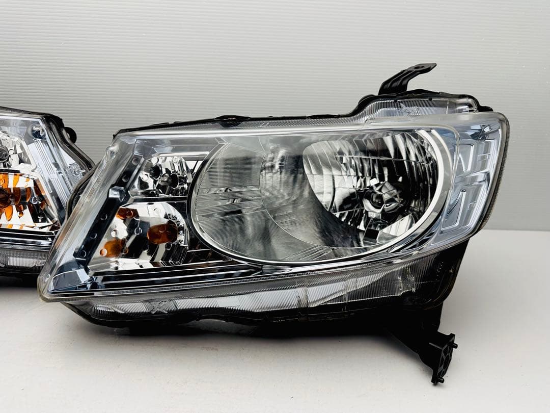 フリード スパイク ハイブリッド ヘッドライト HID 100-22068