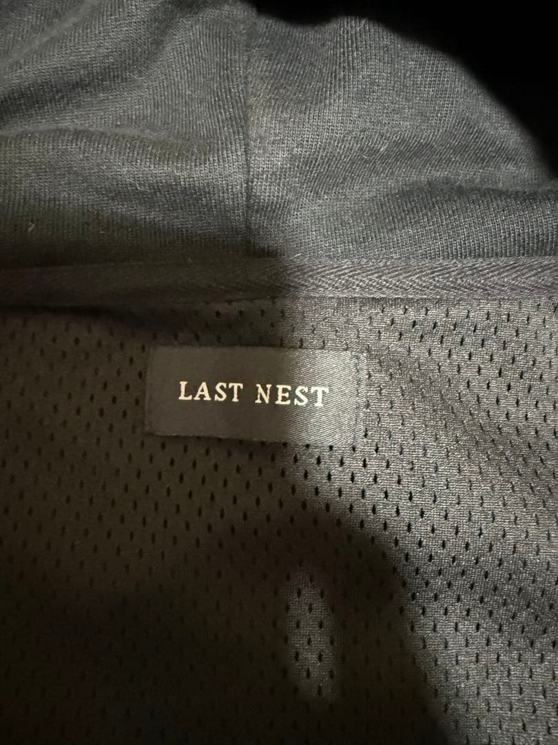 LAST NEST フード付きレザージャケット