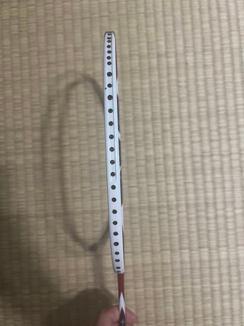 バドミントンラケット 赤と白