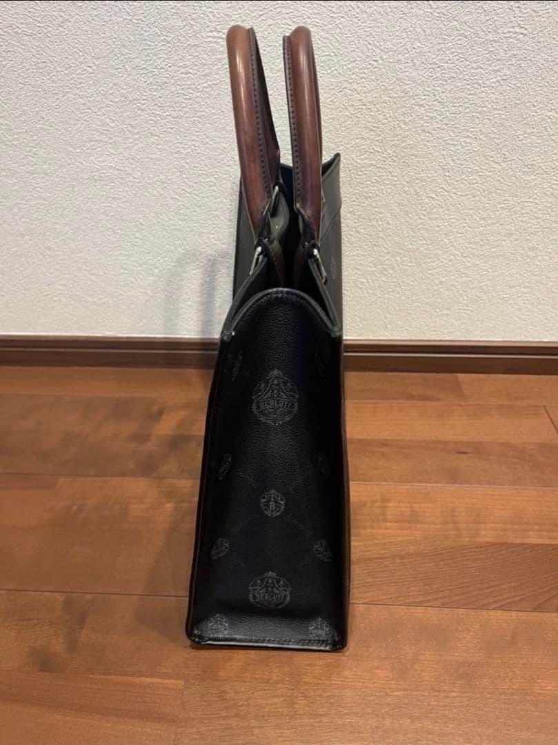 ベルルッティ　ウリス　トート・ビジネスバッグ