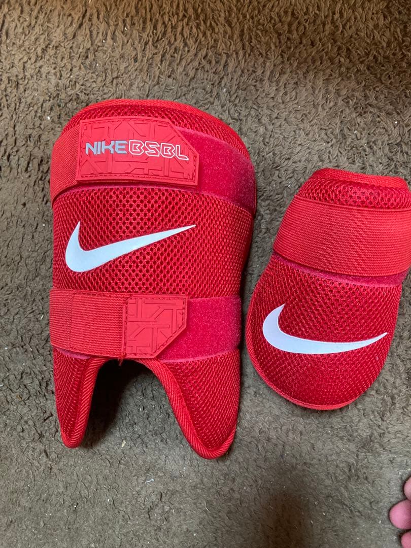 Nike エルボーガード レッド OSOL