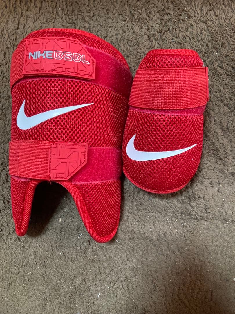 Nike エルボーガード レッド OSOL