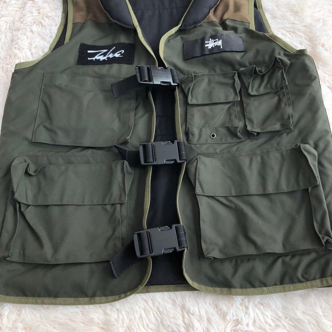 STUSSY×FUTURA中綿リバーシブルベストカーキブラックステューシー