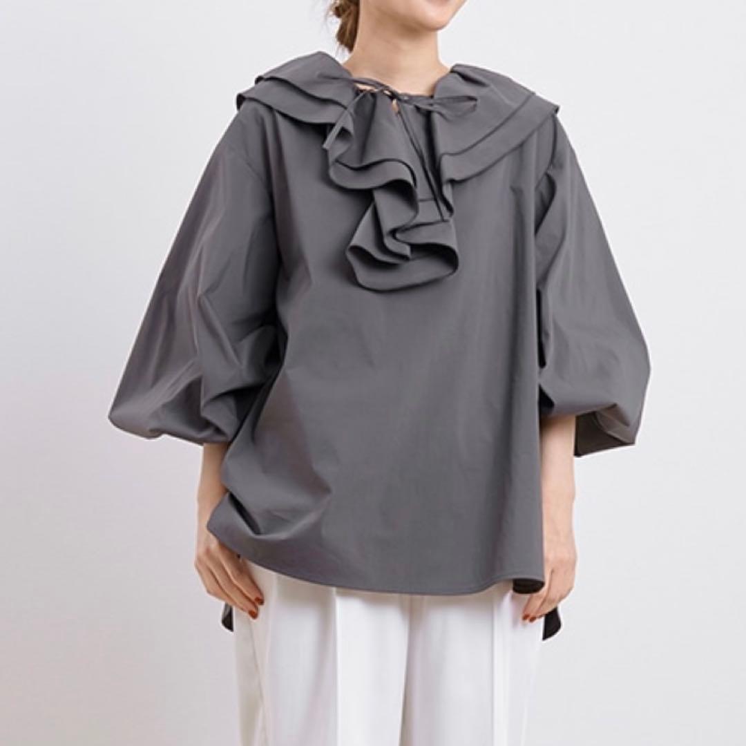 【美品】yori ダブルフリルカラーブラウス チャコール　36