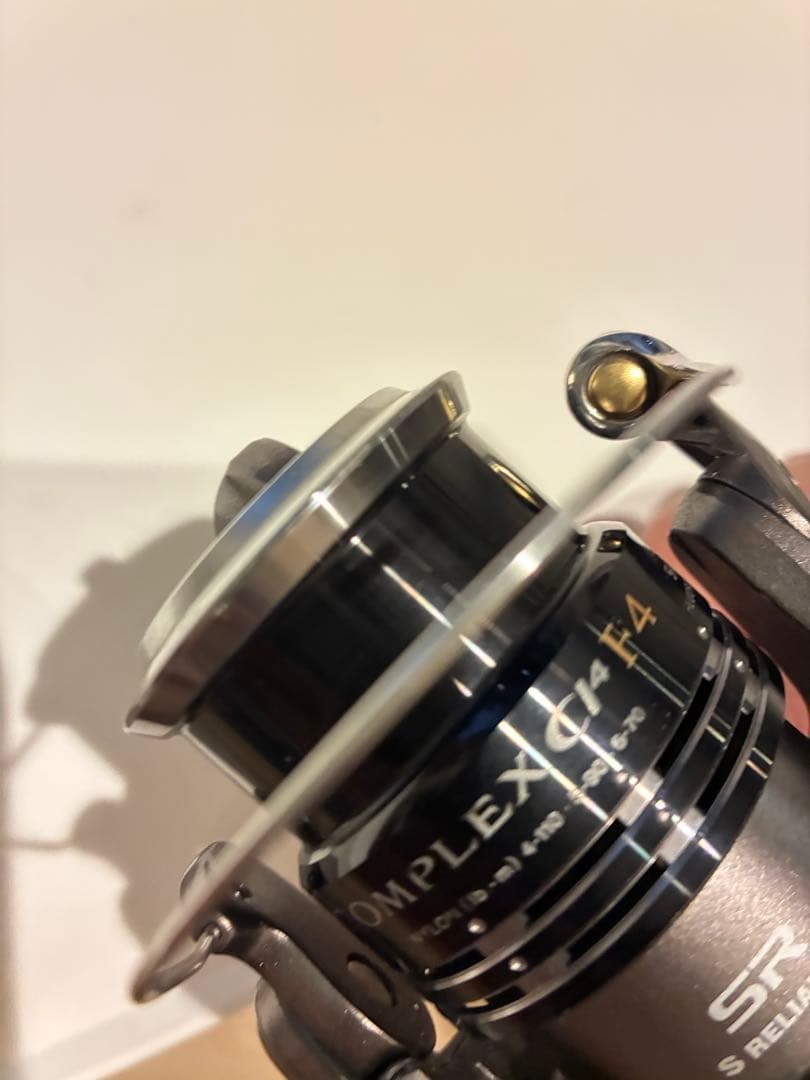 リール 10 COMPLEX CI4 2500HGS F4