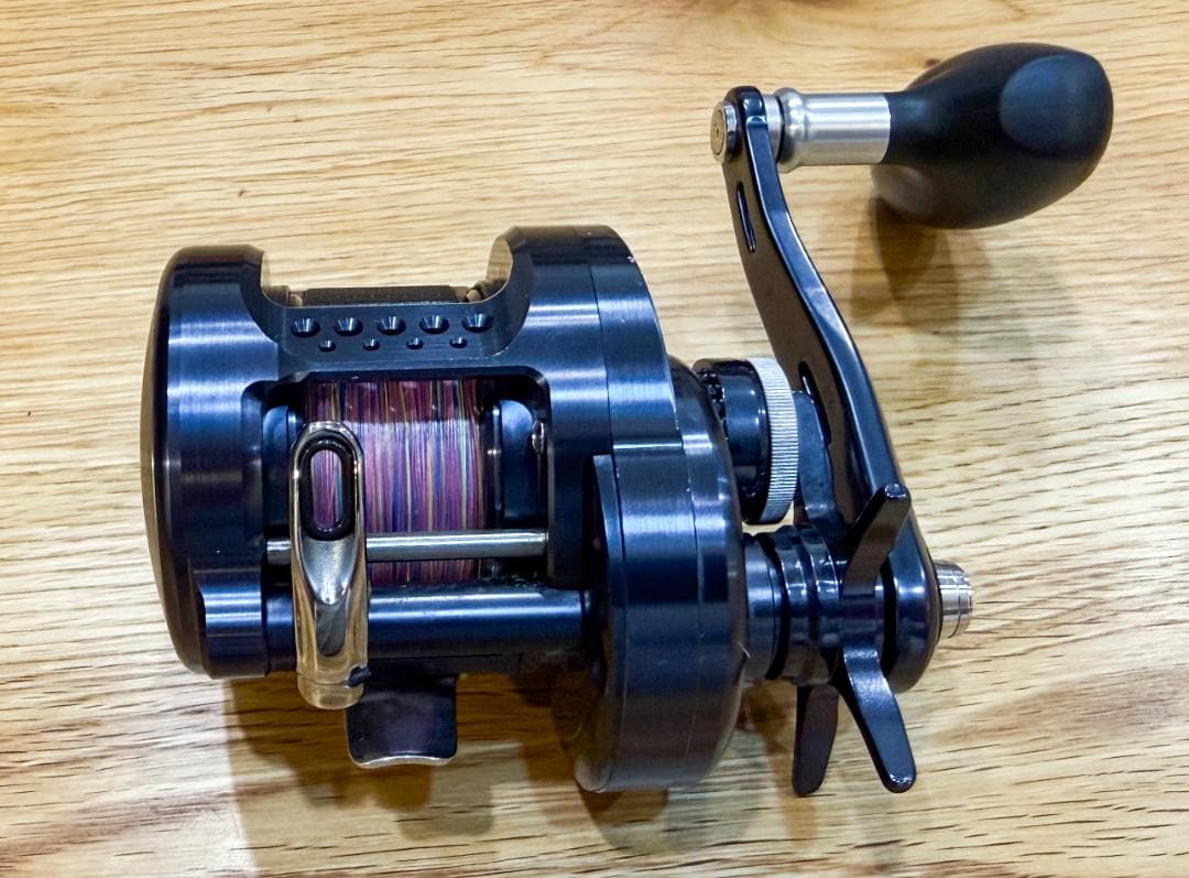 SHIMANO OCEA CONQUEST 301PG リール