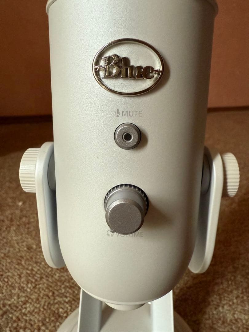 Blue Yeti コンデンサーマイク　ホワイト