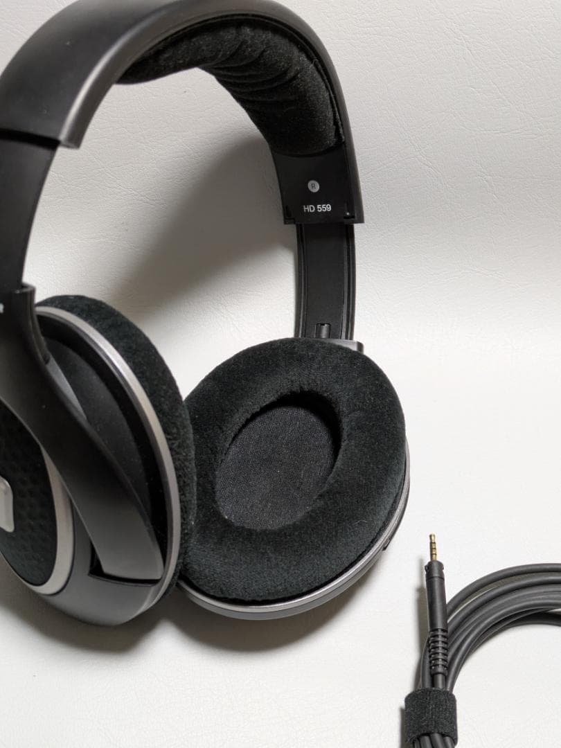 SENNHEISER HD559 オープン型ヘッドホン(有線)、動作確認済