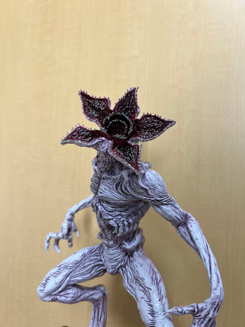 ストレンジャー・シングス　デモゴルゴンフィギュア スペシャルカラー新品未開封B賞