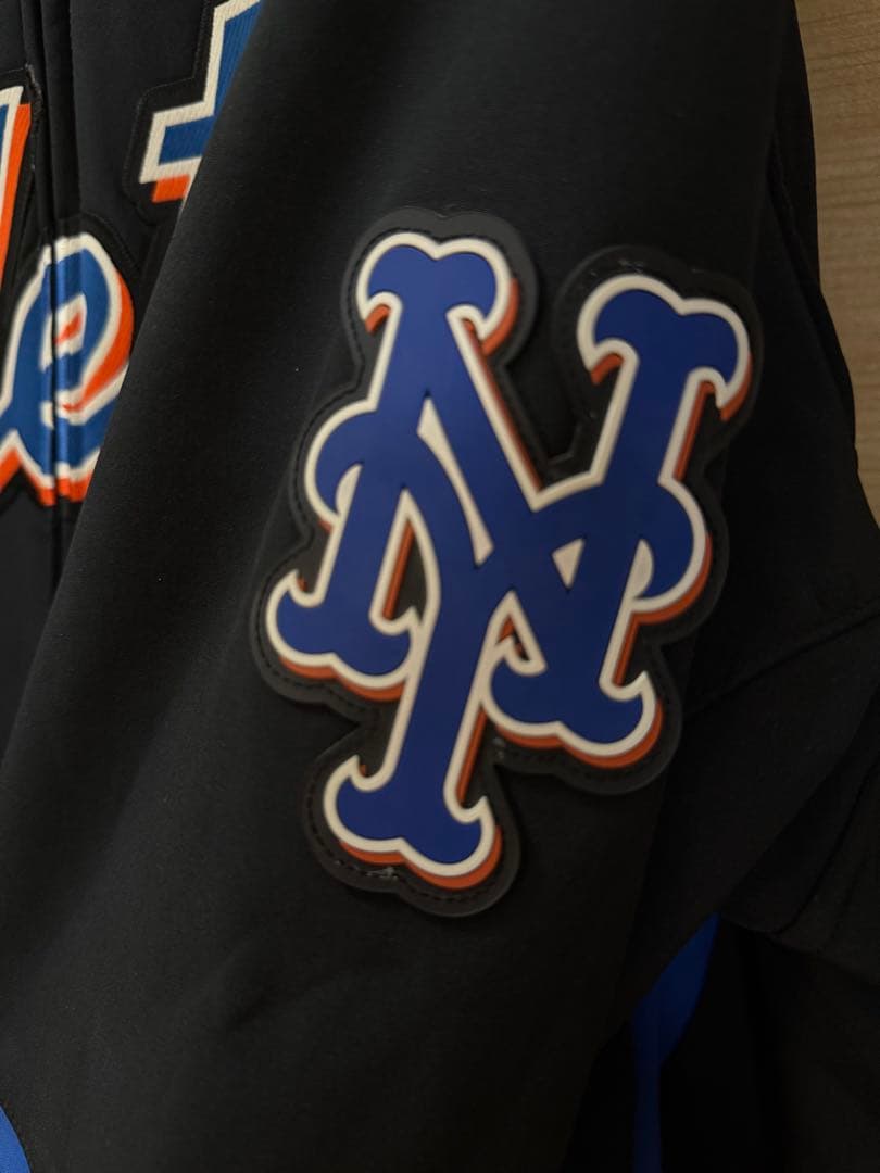 東*様 ニューヨーク・メッツ　ジャケット　Mets 裏起毛　サイズL Majes